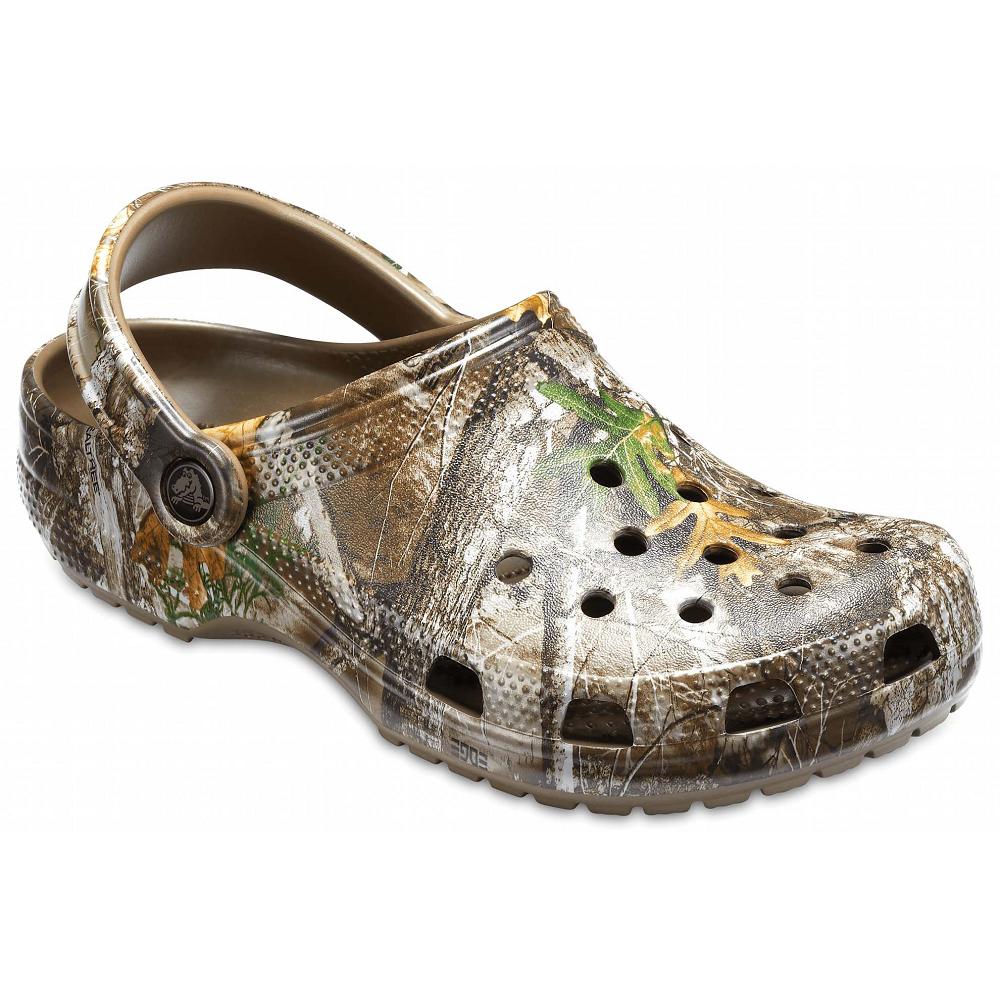 Brown Men's Crocs Classic Realtree Edge® Clog Shoes | NZ 0661AHKP